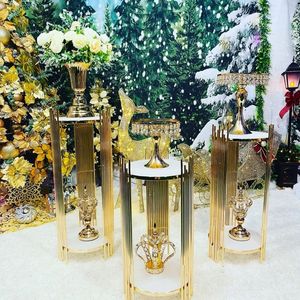 Decoratie Gold Metal Walkway Backdrop Events Cake Plints Pillars Cilinder Gold Dessert Table Decor Stand For Wedding Party Supplies Props IMAK528