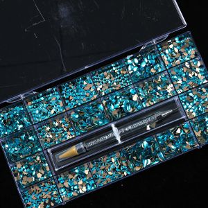 Décorations 2000 pièces cristaux en verre gemmes strass de ruisseaux AB / rouge / pois bleu / émeraude Boîtes cristallines 2000 Crystals de ongles Gemmes