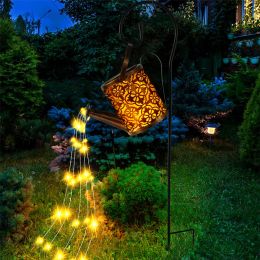 Décorations L'arrosage solaire peut éclairer le métal rétro 36 de marais de bouilloire lumineuses étanches suspentes de lanternes solaires