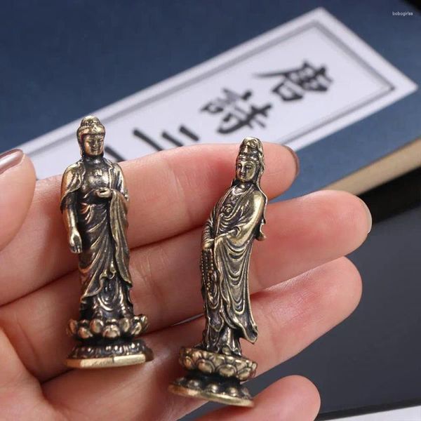 Figuras decorativas 1 PCS Creative Lotus Guanyin Statue simple Tathagata Buddha Classic Pure Brass Sculpture