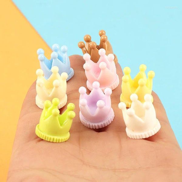 Figuras decorativas 10 piezas Kawaii DIY Mini Resina 3D Crown Figuras Artículos en miniatura Accesorios de escritorio de escultura Decoración de joyas