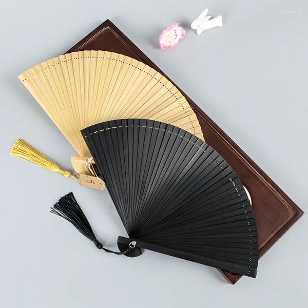 Figuras decorativas de 18 cm de bambú chino Estilo vintage Fan plegable Fan de madera y mujeres Cool Classical Party Dance Ancient