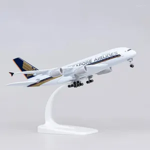 Figurines décoratives 18CM en alliage de métal moulé sous pression modèle d'avion jouet pour avion A380 Singapore Airlines avec trains d'atterrissage collections