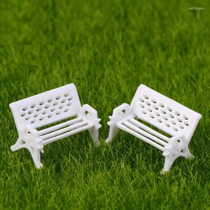 Figurines décoratives 1pc banc blanc artificiel chaise Miniature fée jardin maison maison décoration Mini artisanat Micro aménagement paysager décor bricolage