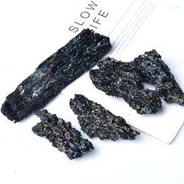 Decoratieve beeldjes 1 st. Natuurlijk kleurrijk kleurrijk silicium mineraal specimen carbide kwarts specimens genezende energie steen home decor collectie cadeau