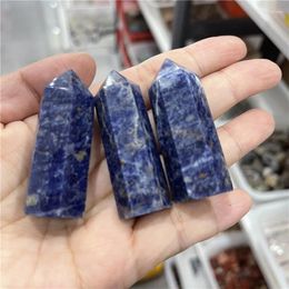 Figurines décoratives 1pc Point de cristal naturel Sodalite Stone guérison obélisque Blue Quartz Wand Ornement pour décoration intérieure Reiki Energy Pyramide