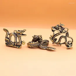 Figuritas decorativas, 1 unidad, colgante de dragón del zodiaco de latón Retro, llavero, adorno, mochila, accesorios de decoración colgantes, regalo