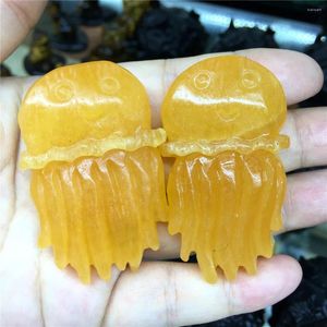 Figurines décoratives 1pcs Calcite Natural Dongling Jade Crystal Quartz Hand Animaux mignons Meuvil Jellyfish Home Decoration Crafts Christmas
