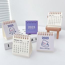 Figurines décoratives 2023 Carton Mini Desk Calendrier Décoration de bureau Kawaii Papier coréen double calendrier quotidien Table du bureau à domicile Décor