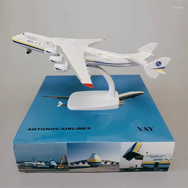 Figurines décoratives 20cm alliage soviétique Union Air Antonov 225 Airlines Ukraine AN-225 MRIYA GRANDE BROAGE BARGO AIRPLANE MODEAU PLIVANT DICAST