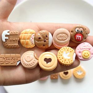 Figurines décoratives 20 pièces Kawaii M Biscuits Biscuits dos plat résine alimentaire cabochons pour épingle à cheveux Scrapbooking bricolage bijoux artisanat décoration