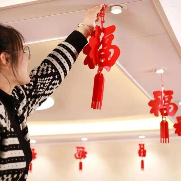 Figurines décoratives 2CPS Chinois Red Lantern Lantern tridimensionnel Décoration suspendue Année non tissée Tissu