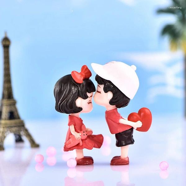 Figurines décoratives 2pc Figures d'amant Couple miniature Desktop Home Decor People Girl Model Model Princess Fairy Garden Saint Valentin Cade