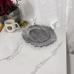 Figurines décoratives 33 cm Silver haut de gamme Banquet de mariage haut de gamme Style européen Home Light Luxury Decoration Lace Exquise Fruit Plate 2024