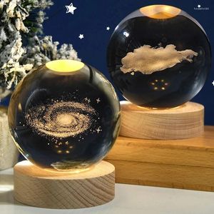 Figurines décoratives boule de cristal 3D veilleuse système solaire thème cosmique décoration LED base en bois astronomie veilleuses cadeau d'anniversaire