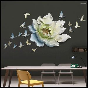 Decoratieve beeldjes 3D Stereo Wall Hangende hars bloem vlinder woning decoraties restaurant el ornament woonkamer bank muurschildering decor