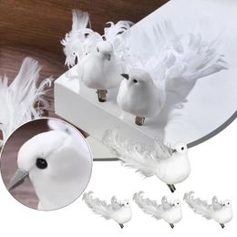 Figurines décoratives 4pcs Oiseaux artificiels simulés Plume Decoration Pigeon Pigeon Fake Life Like Like Bird Pobines