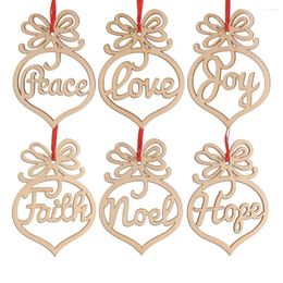 Figurines décoratives 6pcs ornements en bois de Noël inachevés creux de coeur creux tranches de coupe rustique embellissements