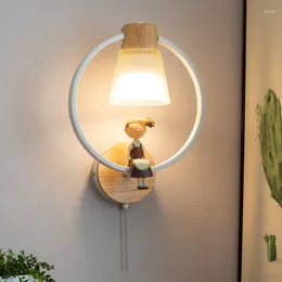 Figuras decorativas Lámpara de la pared del hogar American dormitorio de cama moderno de sala de estar simple
