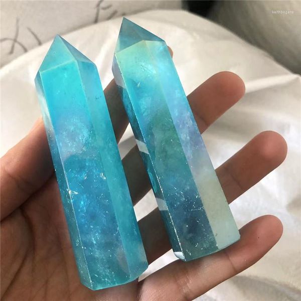 Figuras decorativas Blue Aura Natural Clear Quartz Wand Point Crystal Healing Stones para la venta