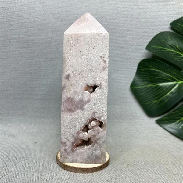 Figurines décoratives Brésilien Natural Gem Pink Amethyst Tower Obelisk Geode Agate Room Spiritual Decoration Gift Crystal Stone Crystal Stone