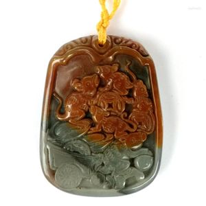 Decoratieve beeldjes Chinese natuurlijke jade handgesneden muis pull cart coin hanger vrije ketting