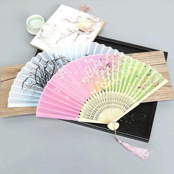 Figuras decorativas Estilo chino Fan plegable Summer Danza femenina Portable Elegente Flower Hand Art Craft Craft Home Decorations