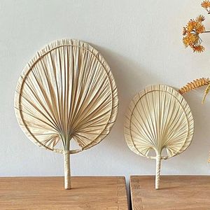 Figurines décoratives Style chinois Pure Fan d'artisanat tissé Mosquito Mosquito Repeunt Natural Palm Leaf Shake Home Decoration Art Fans