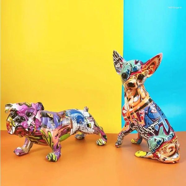 Figurines décoratives couleur créativité Chihuahua chien statue de résine sculpture artisanat simple ornement de salon
