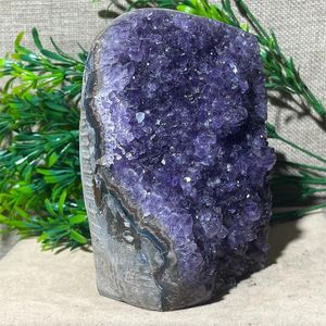 Decoratieve beeldjes Crystal Natural Amethyst Free Form Stone Specimen Quartz Mineral Beauty Gemstones Mineralen Spirituele ornamenten Home