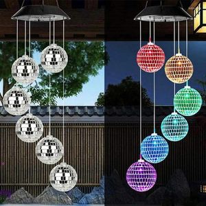 Decoratieve beeldjes Disco Mirror Ball Lamp Lights Wind Trenkt Waterdichte Zonne Powered Chime Hang Light voor Buiten Garden Yard