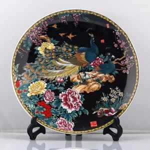 Figurines décoratives, travail manuel chinois exquis, assiette en porcelaine Rose de la Famille peinte avec des paons et des fleurs