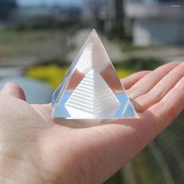 Decoratieve Beeldjes Mode 3D Kristallen Piramide Tafelornamenten Oud Gebouw Model Woondecoratie Delicate Transparante Geomancy Trinket