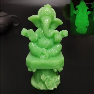 Decoratieve beeldjes gloeien in de donkere Ganesha Boeddha-beelden Man-gemaakte Jade Stone Ornament Elephant God Sculpture Home Garden Decoratie