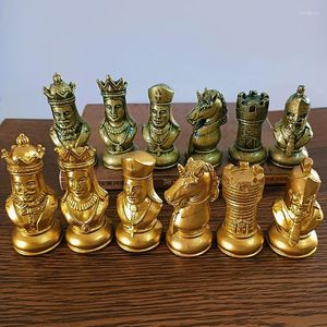 Figurines décoratives Golden Bronze Pièces jeux de carte Accessoires International Statue Home Decor Chessmen Ornements