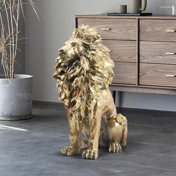 Figurines décoratives lion doré statue plancher la maison décoration art de grande résine année 2024 intérieur grand ornement de luxe moderne
