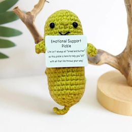 Decoratieve beeldjes Handgemaakte gehaakte ingelegde komkommer speelgoed emotionele ondersteuning Schattig haken positieve maïspop handgeweven ornament
