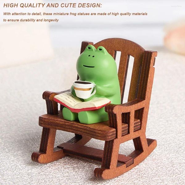 Figurines décoratives faites à la main bricolage micro-chaise à bascule miniatures conception de grenouille avec livre de café à la maison