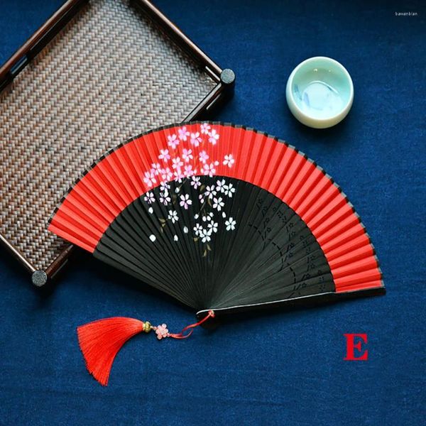 Figurines décoratives Hollow Bamboo Fan Red Chinois Style Pliage Dance Vintage Hand Art Craft Gift Home Decoration