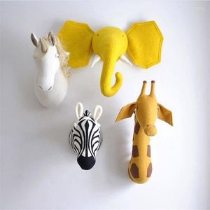 Figurines décoratives INS mignon girafe éléphant zèbre montage mural Jungle Safari tête d'animal décor de chambre d'enfants poupées en peluche œuvres d'art jouets Po