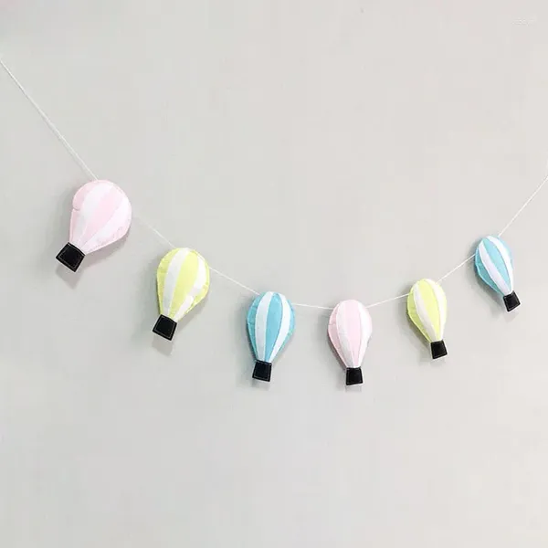 Figurines décoratives INS NORDIC FLET BALLONS AIR GARLANDES DÉCOR HOME MUR MUR PROSIBE Tent Tent Pull Flower Pendent Kids Room