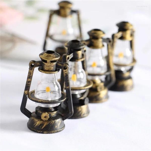 Figurines décoratines lanternes 5 / 10pcs 37x54 mm mini-kérosène décor de lampe à huile miniature ornements de fée accessoires de jardin de fée décoration