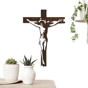 Decoratieve beeldjes metaal kruisen muur decor gesneden patroon religieus kruis huiskleding hand gietijzer voor kerkelijk leven