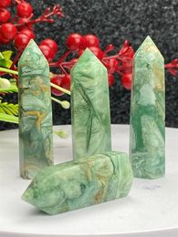 Figuras decorativas Cristal verde natural Torre de seis lados Obelisk Reiki Healing Massage Wand Bancado de la fortuna malvada Decoración del hogar del hogar