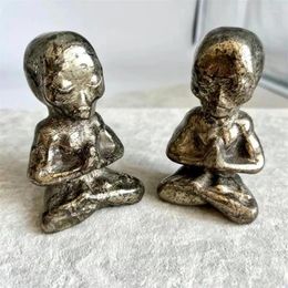 Figurines décoratifs Natural Pyrite Méditation Alien Carving Crystal Yoga Décoration Home Crafts Healing Energy Stone Ornements 1PCS