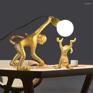 Figuras decorativas de estilo simple de estilo simple lámpara de mesa de monos travieso moderno led bordin dormitorio decoración de la cama del escritorio R3779