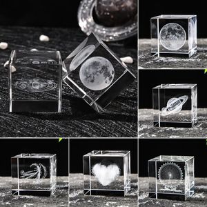 Decoratieve beeldjes Objecten 80 mm verveelde kijk naar de regenwolken regendruppel kristal ornamenten kubus prism moon star home office decor verjaardag