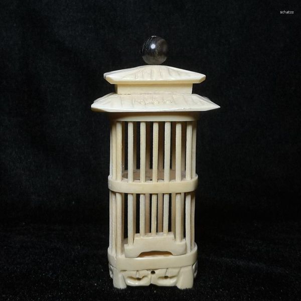 Figuritas decorativas Antigua China asiática Tallada a mano Encantadora casa Forma Cricket Cage Estatua Adornos de escritorio Colección de regalos Altura 10 CM