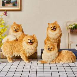 Decoratieve beeldjes Pomeraniaanse beeldhouwkunst Simulatie Hond schattig puppy standbeeld creatief dier huisdecoratie woonkamer decoraties