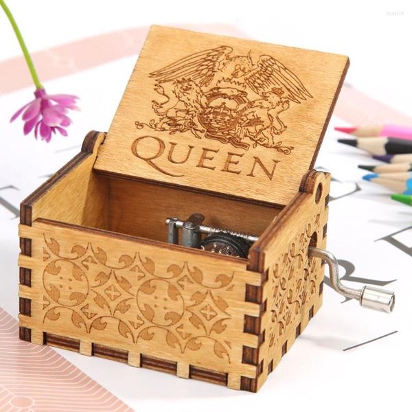 Figuras decorativas Caja de música con manivela de madera retro Bohemian Rhapsody Madera contrachapada de abedul Patrón de bricolaje Regalo creativo para niños Adorno para el hogar